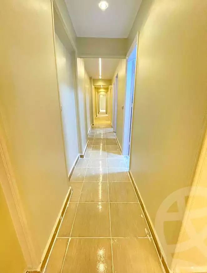 https://aqarmap.com.eg/ar/listing/6838438-for-sale-alexandria-sydy-bshr-sydy-bshr-bhry-gamal-abd-el-nasir-st