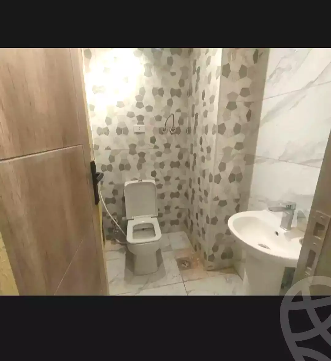 https://aqarmap.com.eg/ar/listing/6838565-for-rent-alexandria-camp-cesar-port-said-street