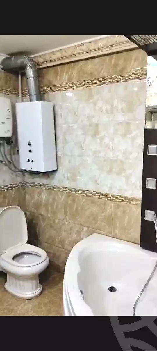 https://aqarmap.com.eg/ar/listing/6838798-for-sale-cairo-hadayek-el-koba-wali-al-ahd-st