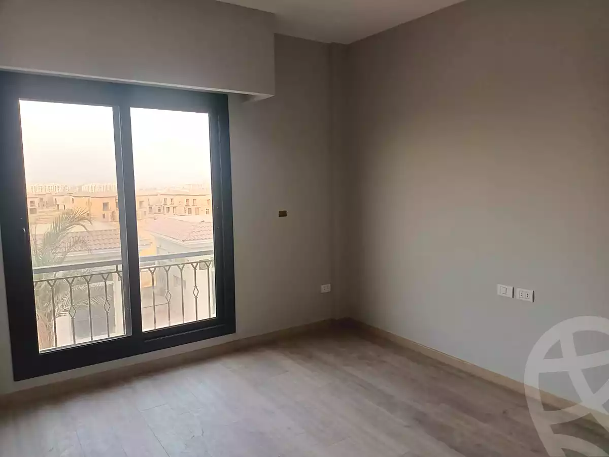 https://aqarmap.com.eg/en/listing/6839345-for-sale-cairo-el-sheikh-zayed-city-compounds-kmbwnd-fyldj-wyst-dr-llttwyr