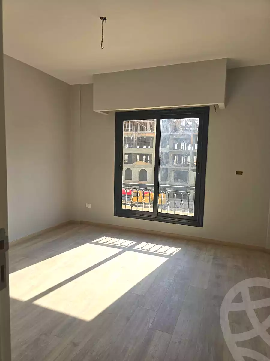 https://aqarmap.com.eg/en/listing/6839497-for-sale-cairo-el-sheikh-zayed-city-compounds-kmbwnd-fyldj-wyst-dr-llttwyr