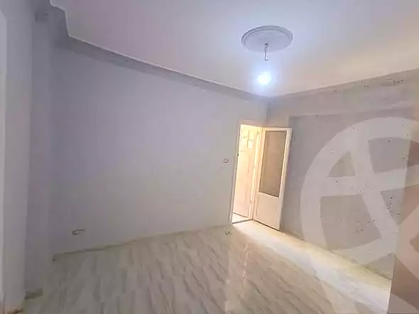 https://aqarmap.com.eg/en/listing/6839778-for-rent-alexandria-al-agamy-bw-ywsf-el-forn-st