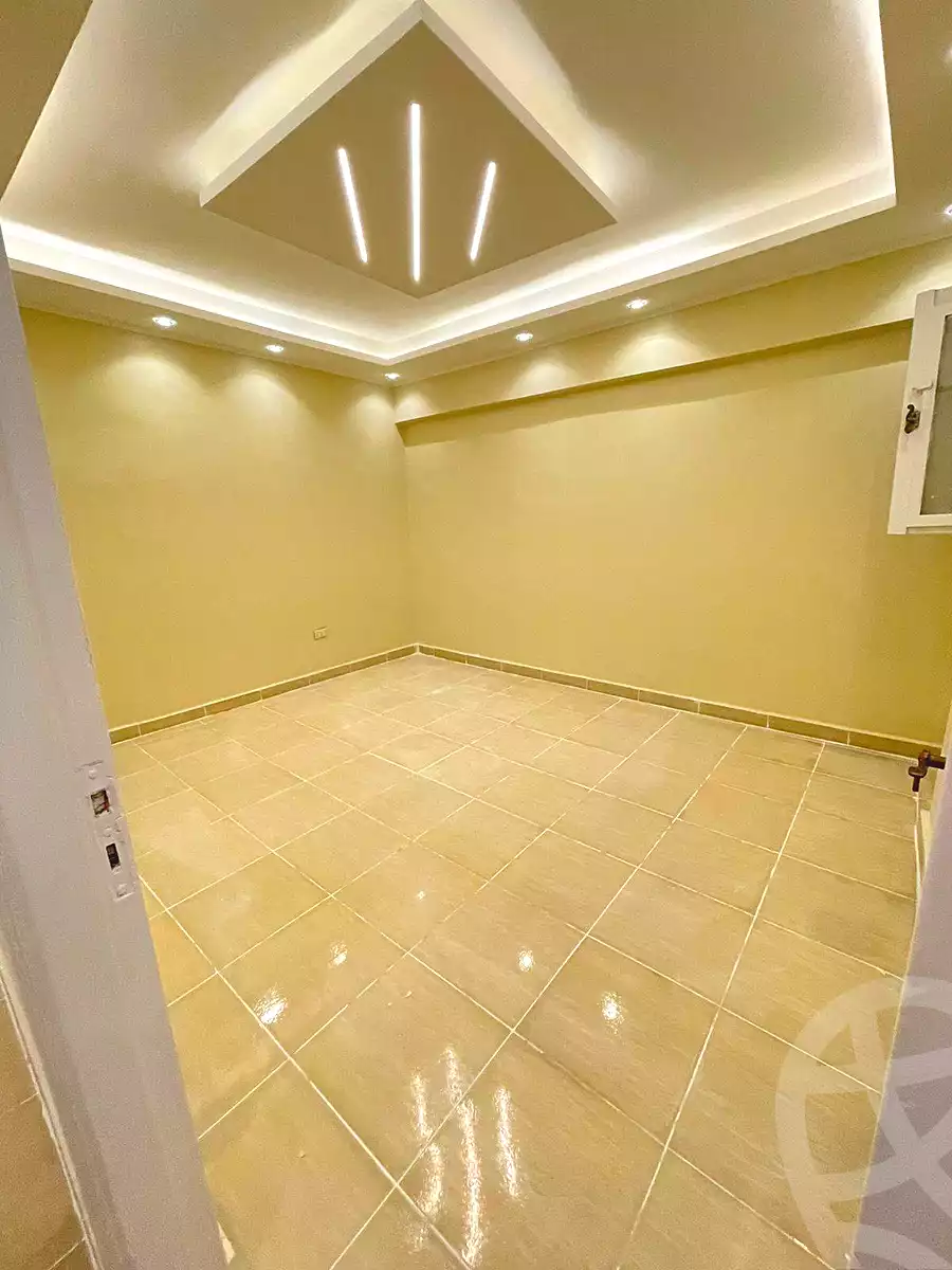 https://aqarmap.com.eg/ar/listing/6839845-for-sale-alexandria-sydy-bshr-sydy-bshr-bhry-gamal-abd-el-nasir-st