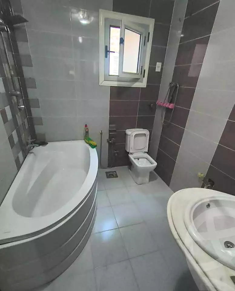 https://aqarmap.com.eg/ar/listing/6839942-for-sale-alexandria-sydy-bshr-sydy-bshr-bhry
