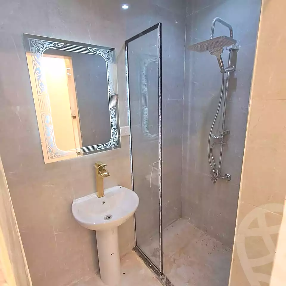https://aqarmap.com.eg/en/listing/6840334-for-sale-alexandria-al-agamy-lbytsh-bianchiii