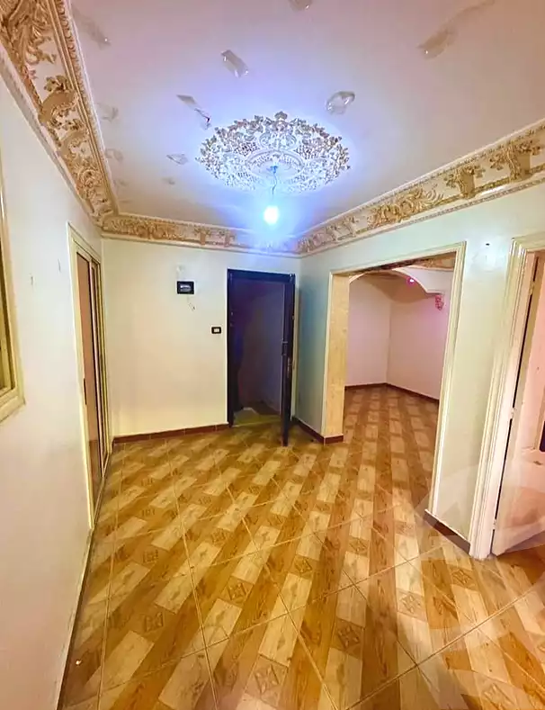 https://aqarmap.com.eg/ar/listing/6840690-for-sale-alexandria-fyktwry-el-shaikh-abd-el-hameed-st