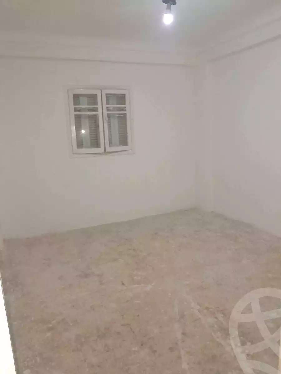 https://aqarmap.com.eg/ar/listing/6840724-for-sale-alexandria-al-agamy-el-hanouvel
