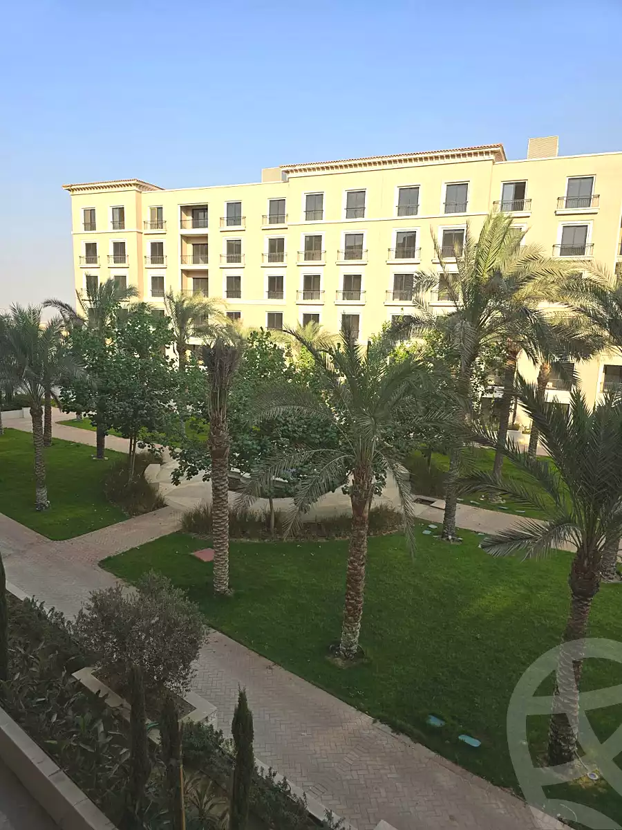 https://aqarmap.com.eg/en/listing/6840862-for-sale-cairo-el-sheikh-zayed-city-compounds-kmbwnd-fyldj-wyst-dr-llttwyr