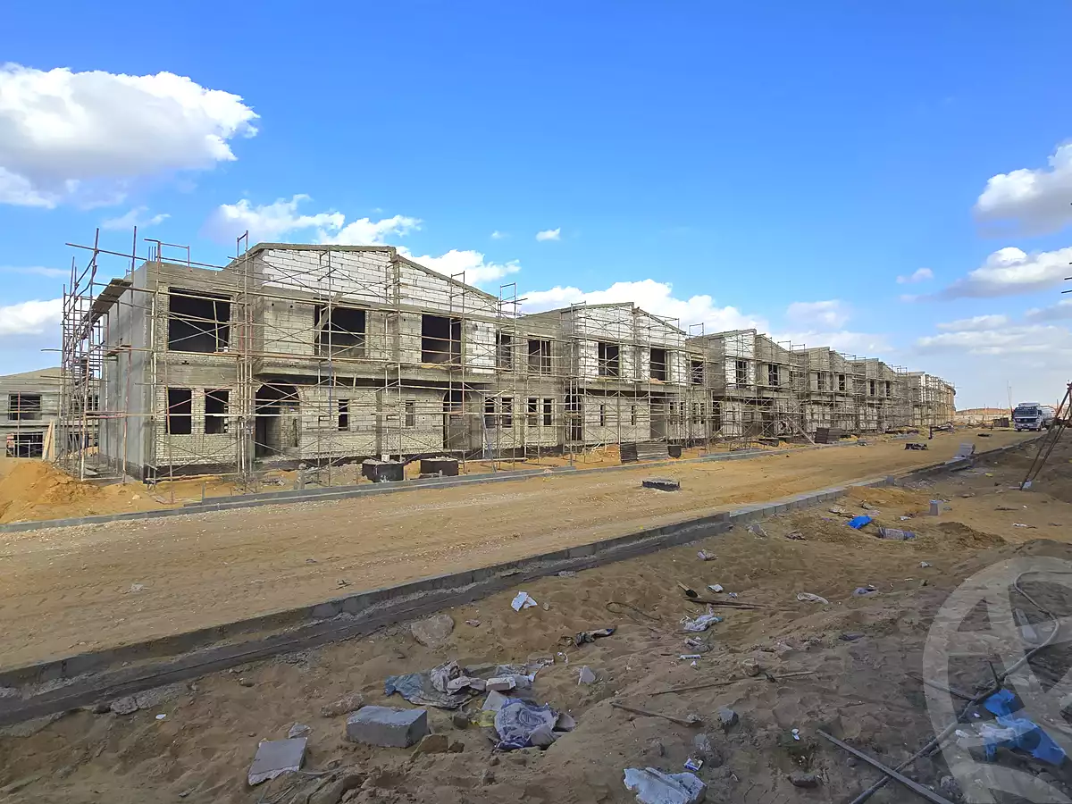 https://aqarmap.com.eg/en/listing/6840952-for-sale-cairo-el-sheikh-zayed-city-compounds-kmbwnd-fyldj-wyst-dr-llttwyr