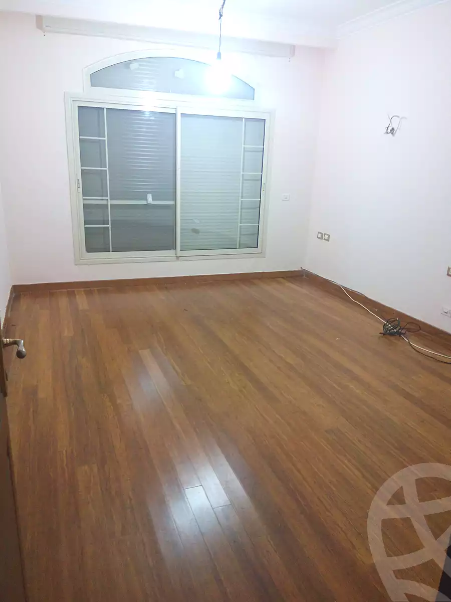 https://aqarmap.com.eg/ar/listing/6840957-for-rent-cairo-new-cairo-compounds-el-deyar-mokhabarat
