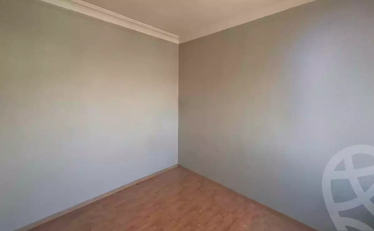 https://aqarmap.com.eg/ar/listing/6841058-for-sale-cairo-el-sheikh-zayed-city-compounds-zayed-2000