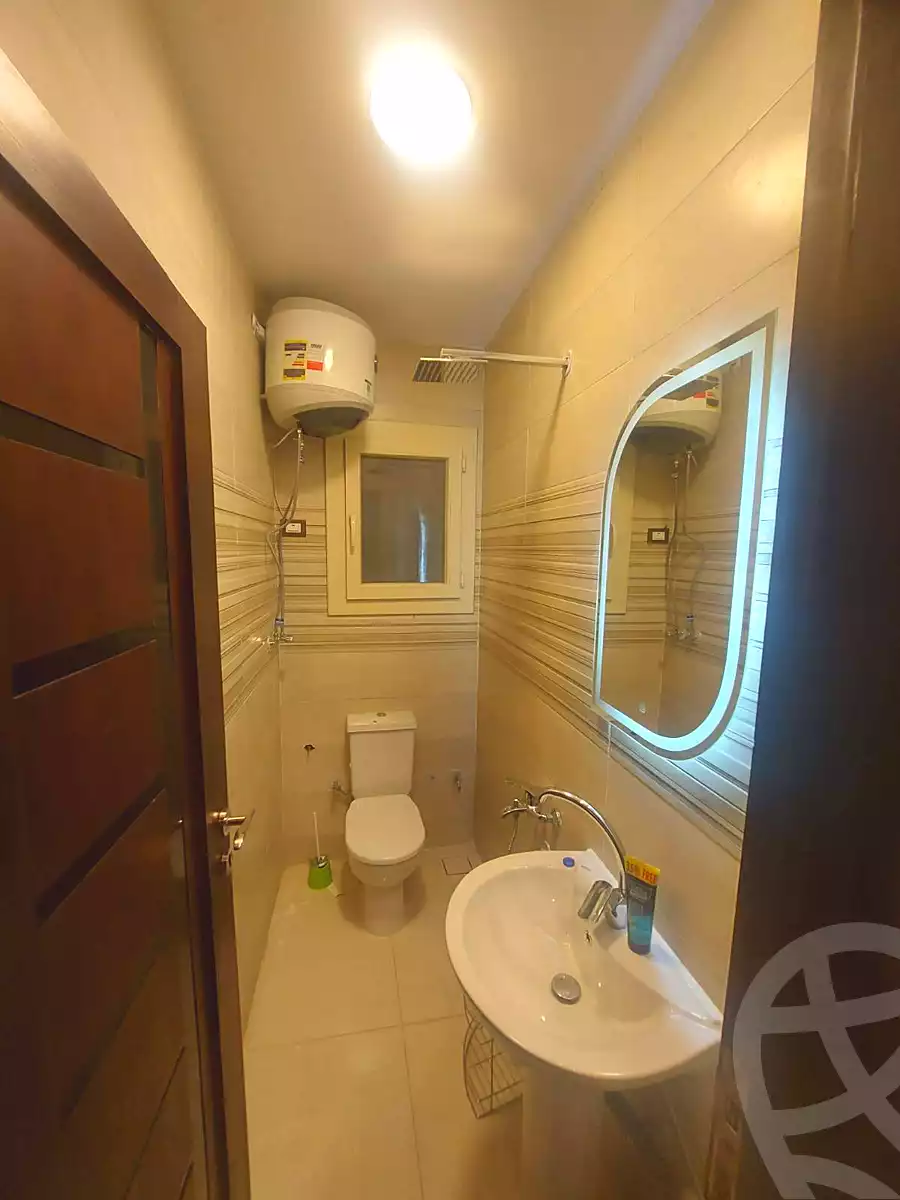https://aqarmap.com.eg/ar/listing/6841473-for-sale-cairo-helwan-el-shareaa-el-sharby-st