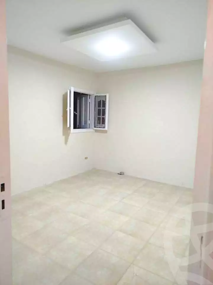 https://aqarmap.com.eg/ar/listing/6841702-for-rent-alexandria-al-agamy-bw-ywsf