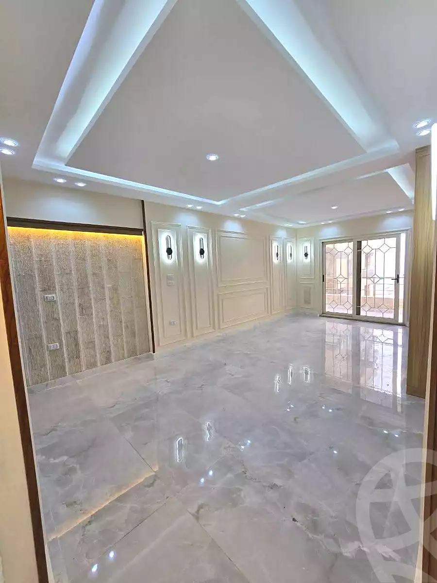 https://aqarmap.com.eg/ar/listing/6841819-for-sale-alexandria-el-montazah