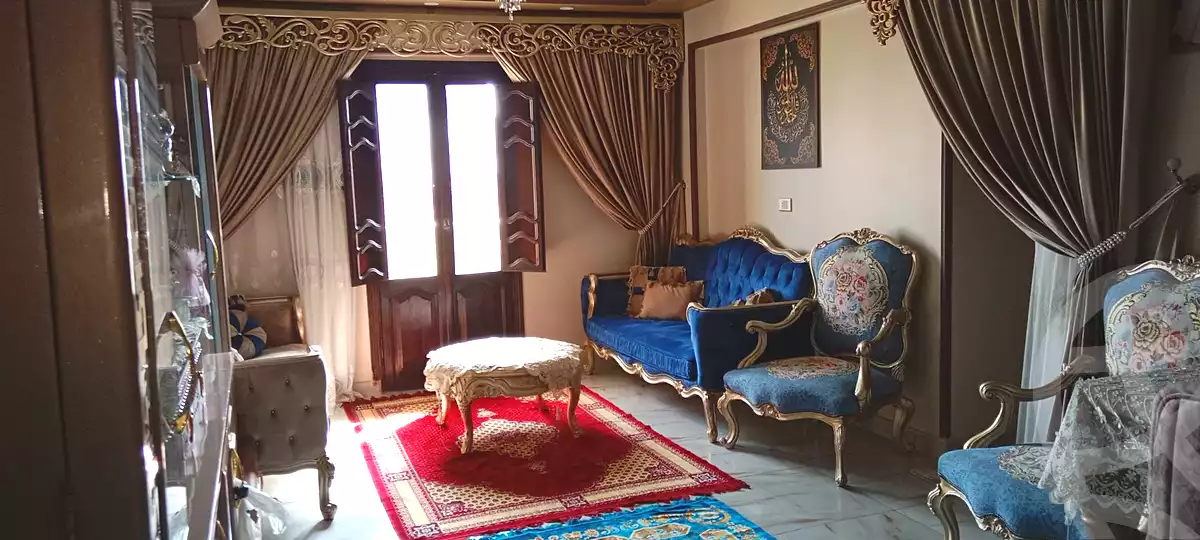 https://aqarmap.com.eg/ar/listing/6841839-for-sale-alexandria-al-agamy-el-hanouvel-abo-zaid-st