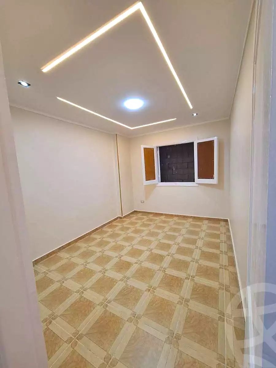 https://aqarmap.com.eg/ar/listing/6841891-for-sale-alexandria-sydy-bshr-sydy-bshr-bhry-shr-mhmwd-l-yswy