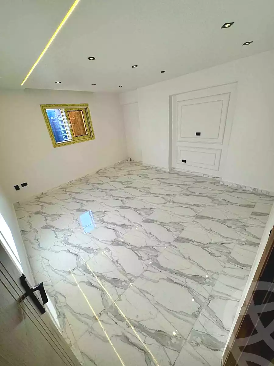 https://aqarmap.com.eg/ar/listing/6841948-for-sale-alexandria-sydy-bshr-sydy-bshr-bhry-shr-mhmwd-l-yswy