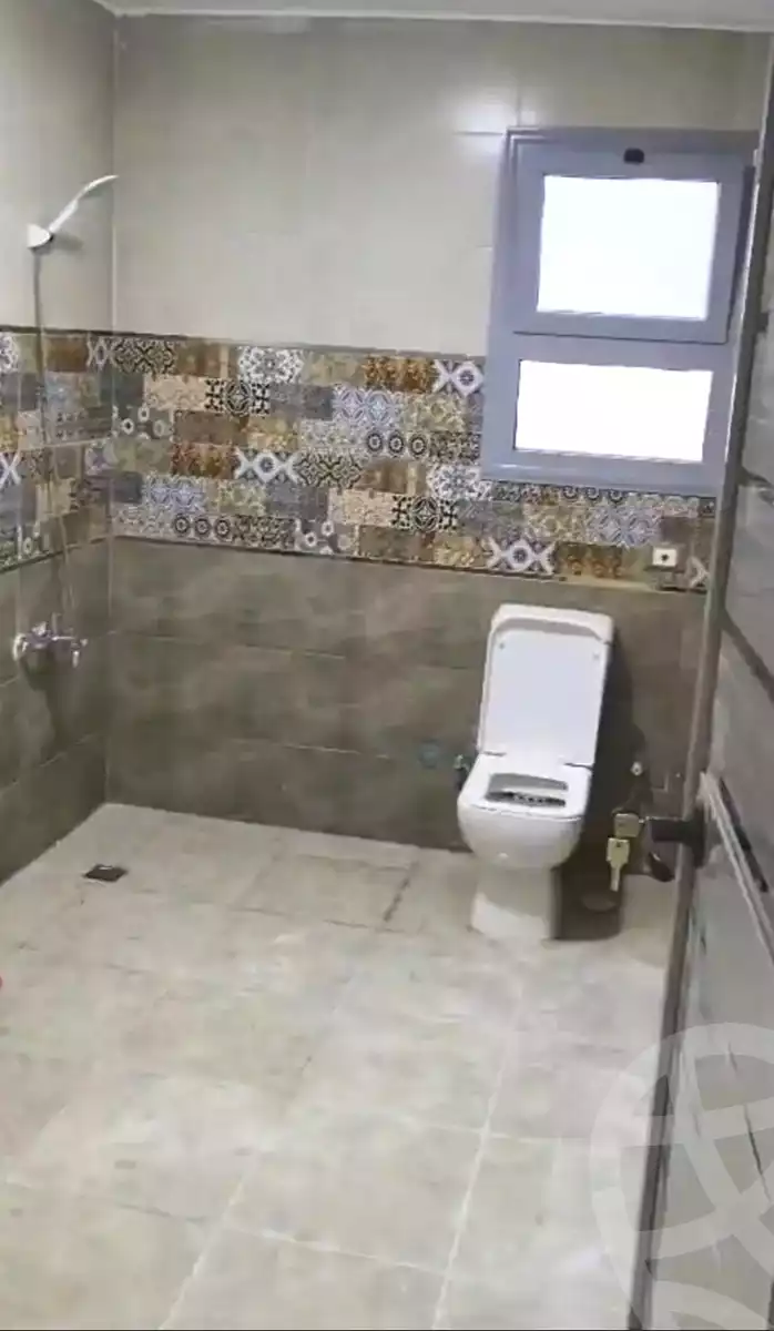 https://aqarmap.com.eg/ar/listing/6842068-for-sale-alexandria-al-agamy-lbytsh