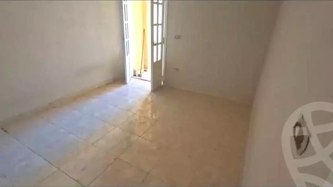 https://aqarmap.com.eg/ar/listing/6842270-for-sale-alexandria-sydy-bshr-sydy-bshr-bhry-ali-hipa-st