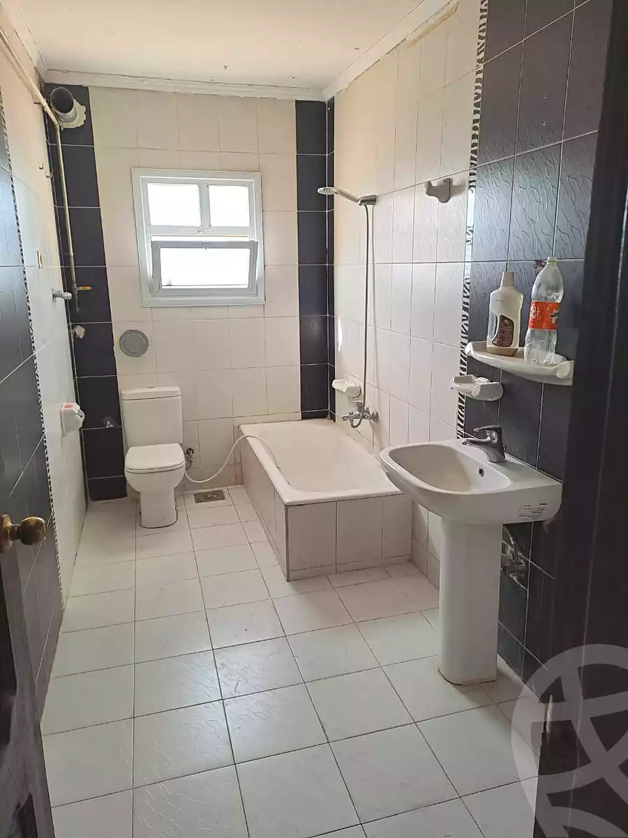 https://aqarmap.com.eg/ar/listing/6842305-for-rent-cairo-new-cairo-el-narges-el-narges-1-el-farik-aziz-el-masry-st