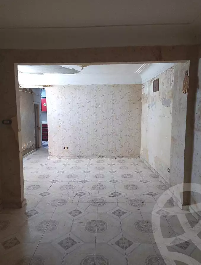 https://aqarmap.com.eg/ar/listing/6842347-for-sale-alexandria-bakoos-cinema-layla-st