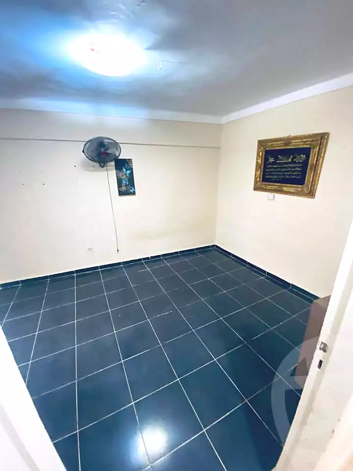 https://aqarmap.com.eg/en/listing/6842633-for-sale-alexandria-sydy-bshr-sydy-bshr-bhry-shr-mhmwd-l-yswy
