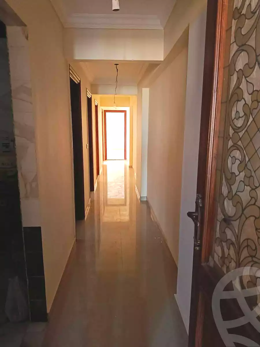 https://aqarmap.com.eg/ar/listing/6843068-for-sale-alexandria-camp-cesar-port-said-street