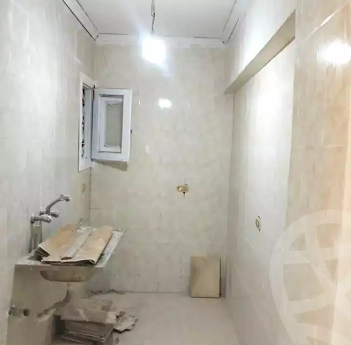 https://aqarmap.com.eg/ar/listing/6843075-for-sale-alexandria-al-agamy-el-hanouvel-al-asdakaa-st