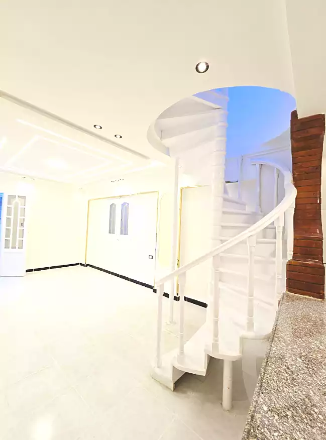https://aqarmap.com.eg/ar/listing/6843558-for-sale-alexandria-al-agamy-shataa-el-nakheel-street-65