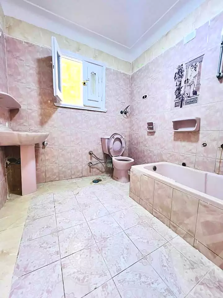 https://aqarmap.com.eg/ar/listing/6843611-for-sale-alexandria-al-agamy-shataa-el-nakheel
