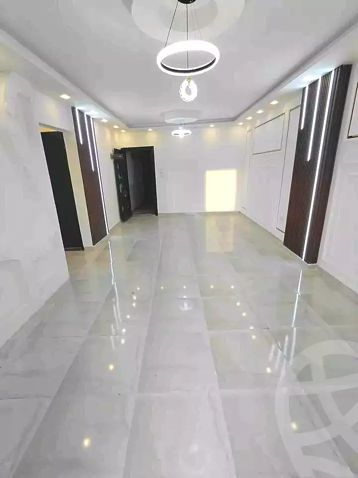 https://aqarmap.com.eg/ar/listing/6843942-for-sale-alexandria-sydy-bshr-sydy-bshr-bhry-gamal-abd-el-nasir-st