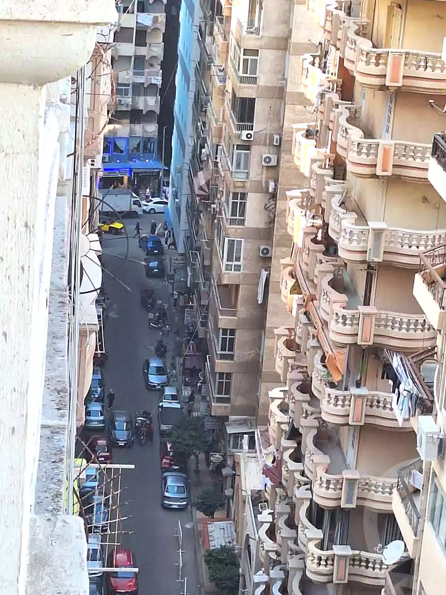 https://aqarmap.com.eg/ar/listing/6843950-for-sale-alexandria-sydy-bshr-sydy-bshr-bhry