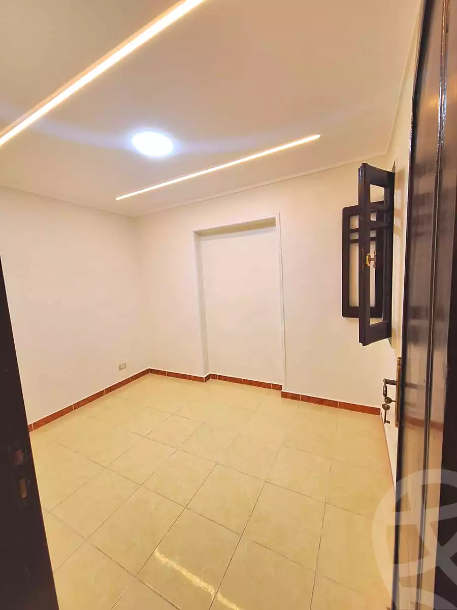 https://aqarmap.com.eg/en/listing/6844195-for-sale-alexandria-sydy-bshr-sydy-bshr-bhry-street-16