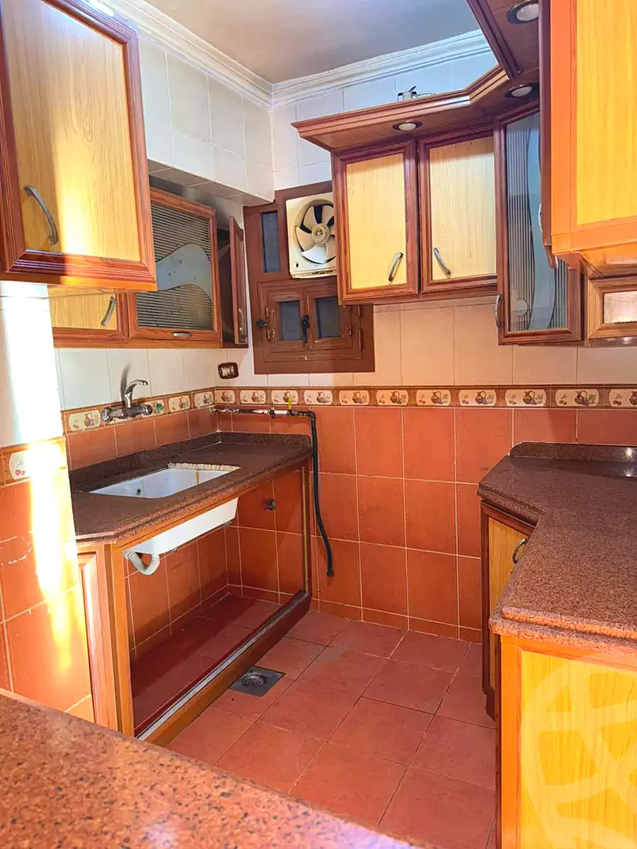 https://aqarmap.com.eg/en/listing/6844475-for-rent-alexandria-el-mandara