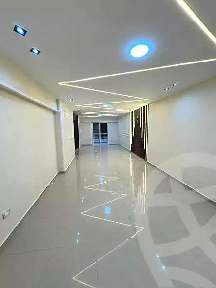 https://aqarmap.com.eg/ar/listing/6844582-for-sale-alexandria-sydy-bshr-sydy-bshr-bhry-shr-mhmwd-l-yswy