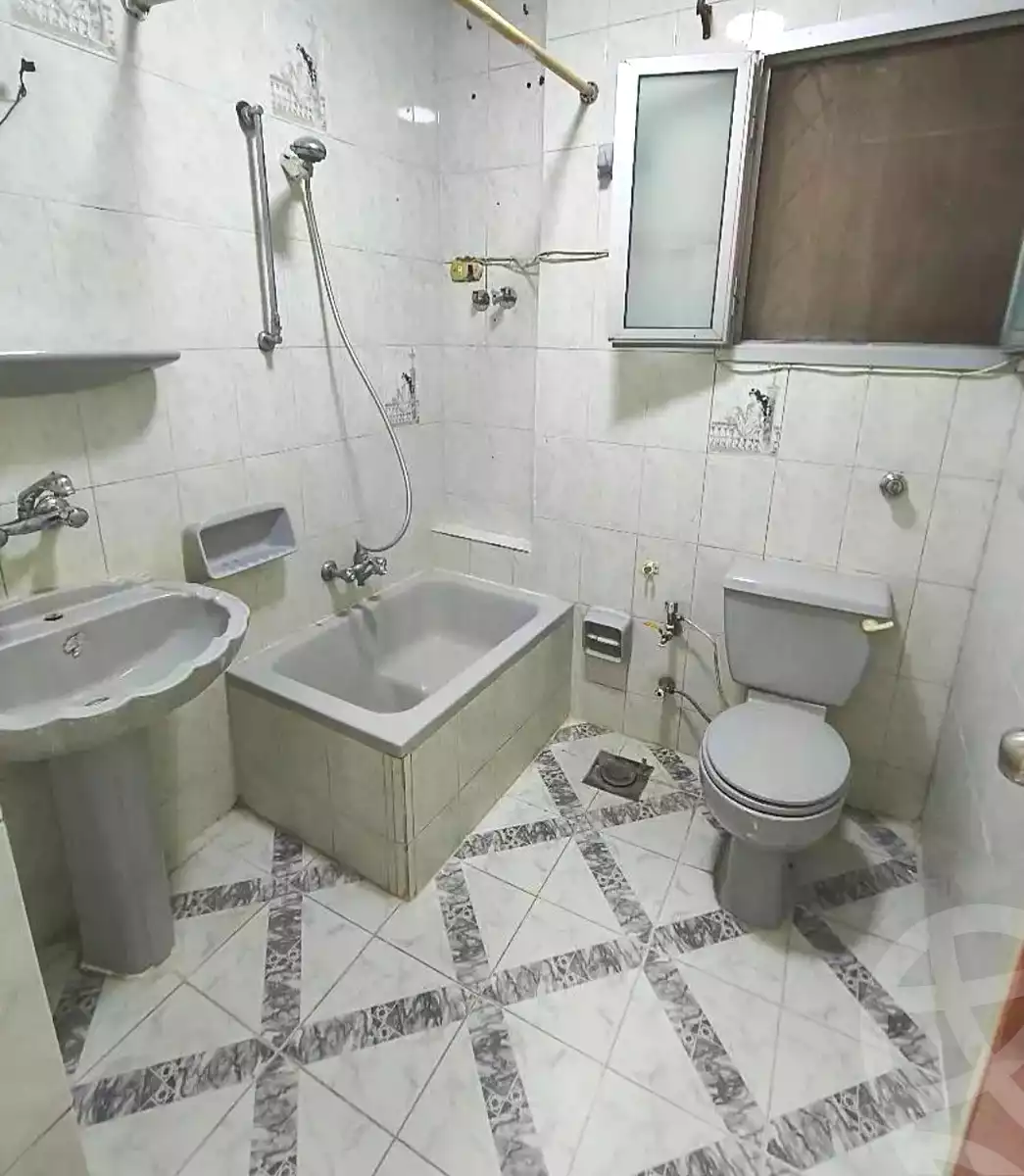 https://aqarmap.com.eg/en/listing/6844799-for-sale-alexandria-lsywf-el-seyouf-qebly-el-ras-el-souda