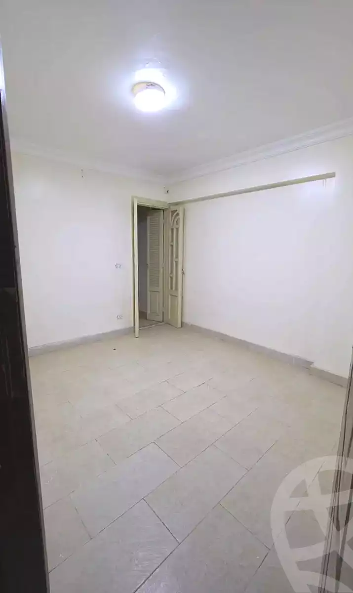 https://aqarmap.com.eg/en/listing/6844959-for-sale-alexandria-sydy-bshr-sydy-bshr-bhry-shr-khld-bn-lwlyd