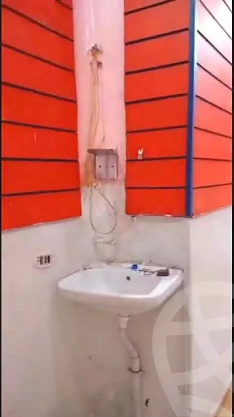 https://aqarmap.com.eg/ar/listing/6845162-for-sale-alexandria-el-asafra-l-sfr-qbly-el-maahad-el-dini-st