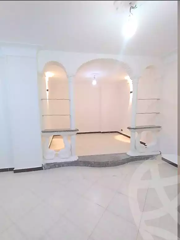 https://aqarmap.com.eg/ar/listing/6845400-for-sale-alexandria-lsywf-el-falki