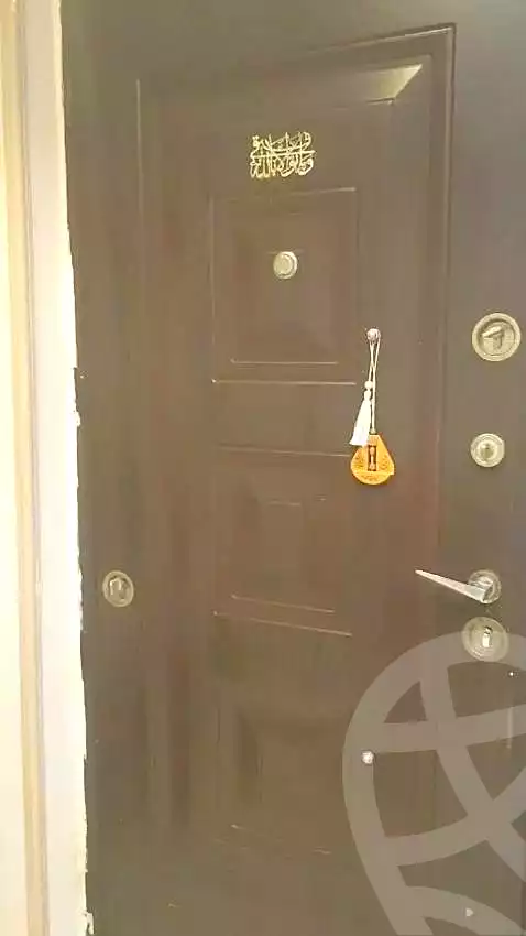 https://aqarmap.com.eg/ar/listing/6845473-for-rent-alexandria-sydy-bshr-sydy-bshr-bhry-shr-mhmwd-l-yswy