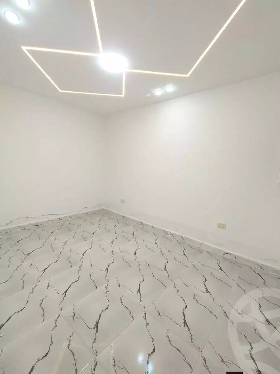 https://aqarmap.com.eg/ar/listing/6845571-for-sale-alexandria-al-agamy-lbytsh-el-salam-st