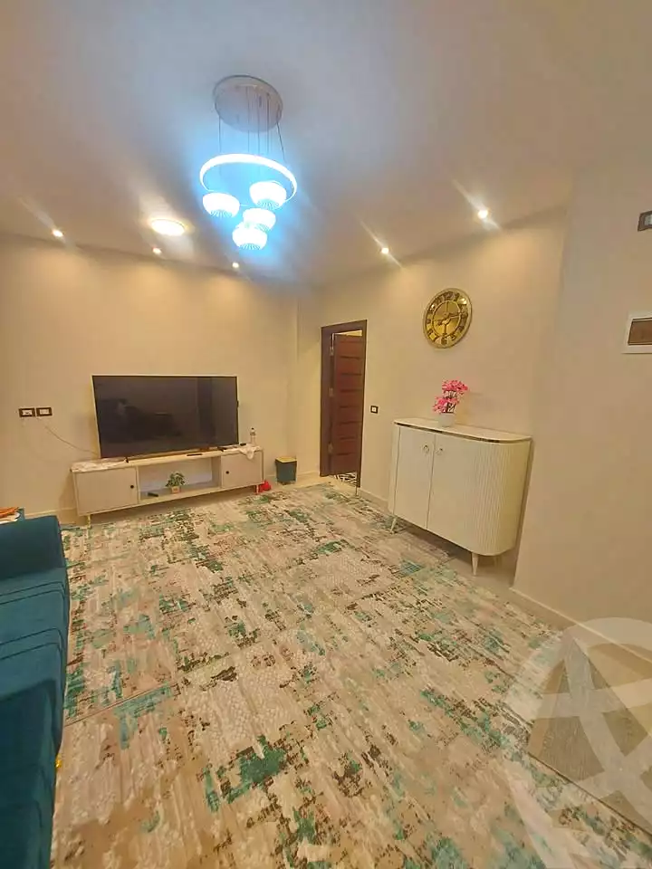 https://aqarmap.com.eg/en/listing/6845596-for-sale-cairo-helwan-el-shareaa-el-sharby-st
