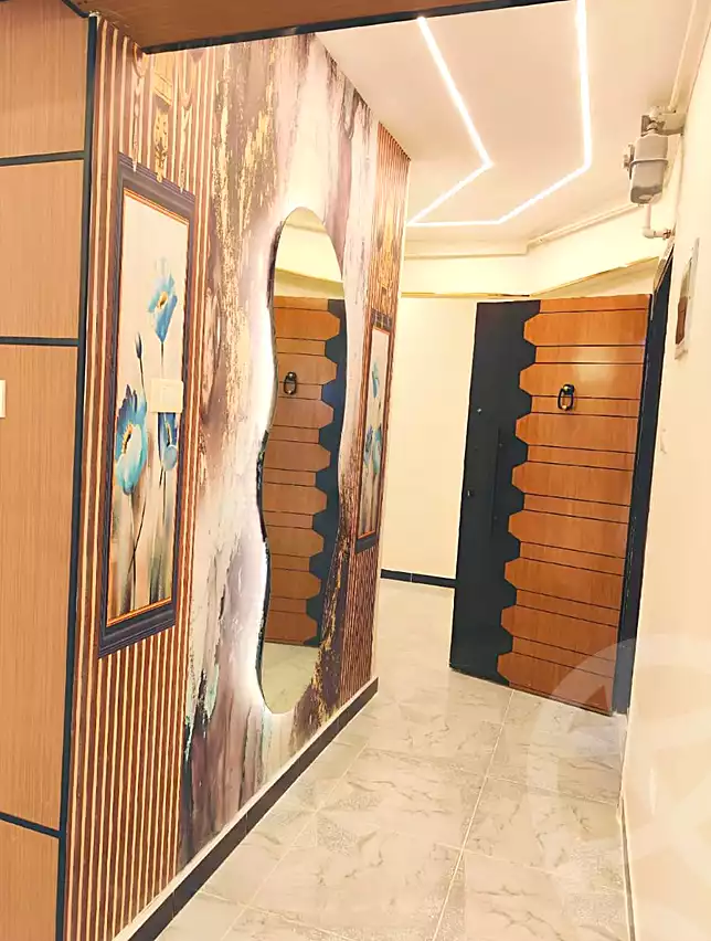 https://aqarmap.com.eg/ar/listing/6845684-for-sale-alexandria-al-agamy-el-hanouvel-kasr-al-quiri-st-1