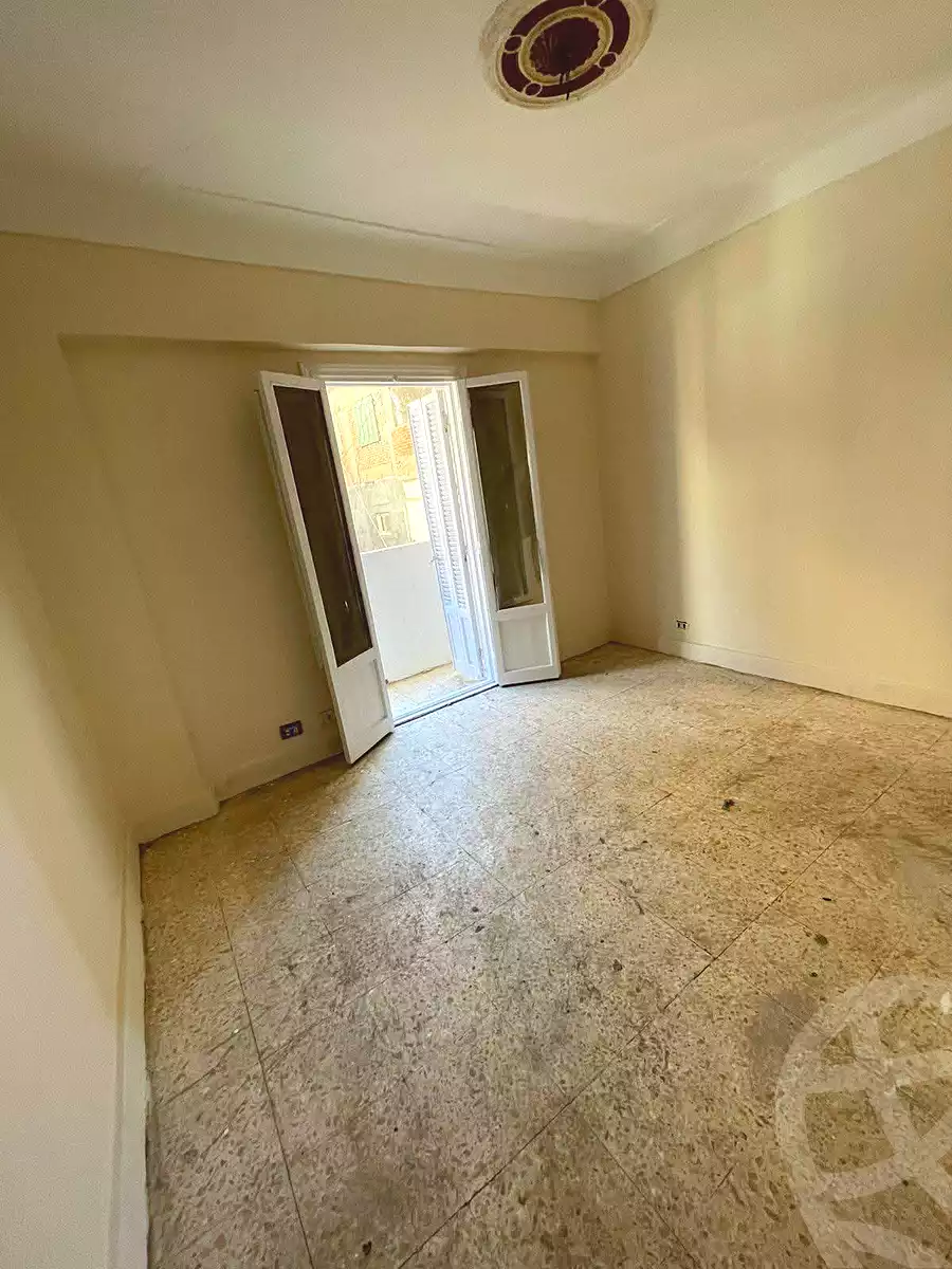 https://aqarmap.com.eg/ar/listing/6845796-for-sale-alexandria-al-agamy-lbytsh