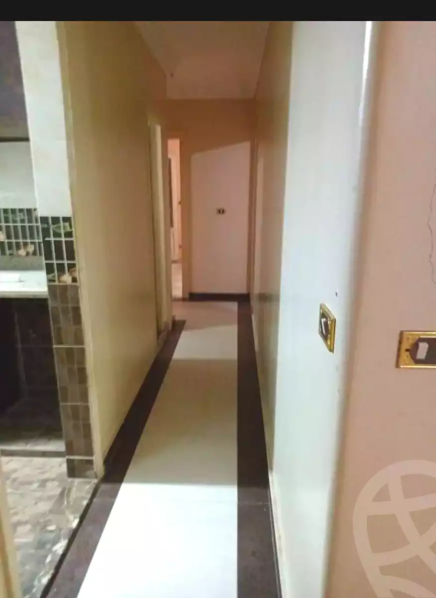 https://aqarmap.com.eg/en/listing/6845891-for-sale-alexandria-new-miami-el-quds-school-st