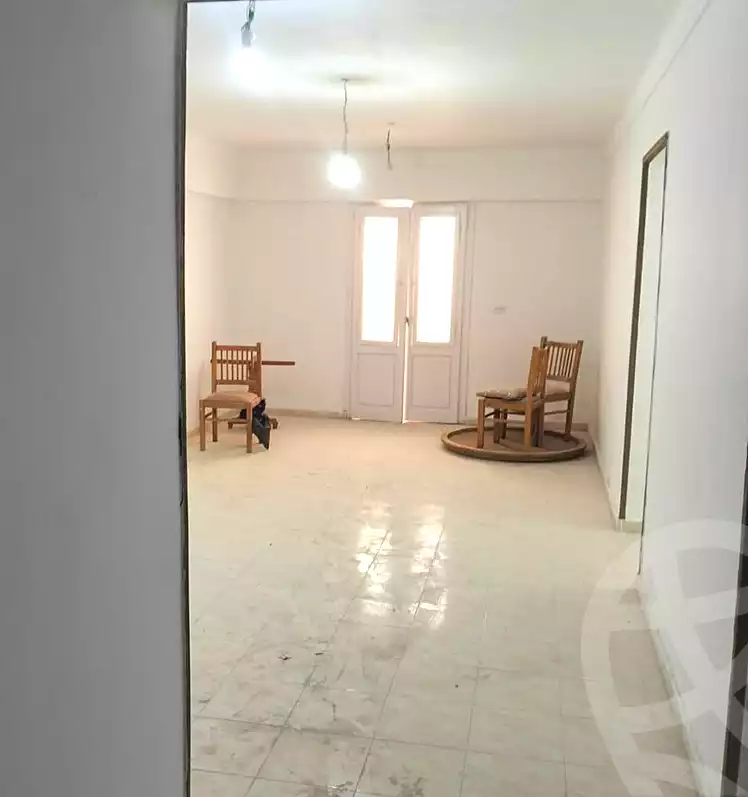 https://aqarmap.com.eg/en/listing/6845923-for-sale-alexandria-al-agamy-el-hanouvel-al-asdakaa-st