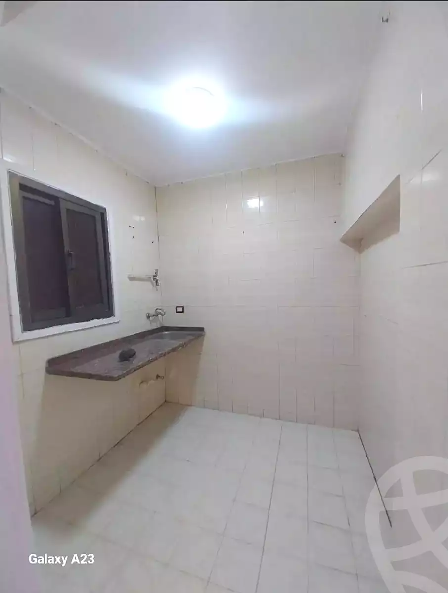 https://aqarmap.com.eg/en/listing/6846522-for-sale-alexandria-al-agamy-shataa-el-nakheel-street-49