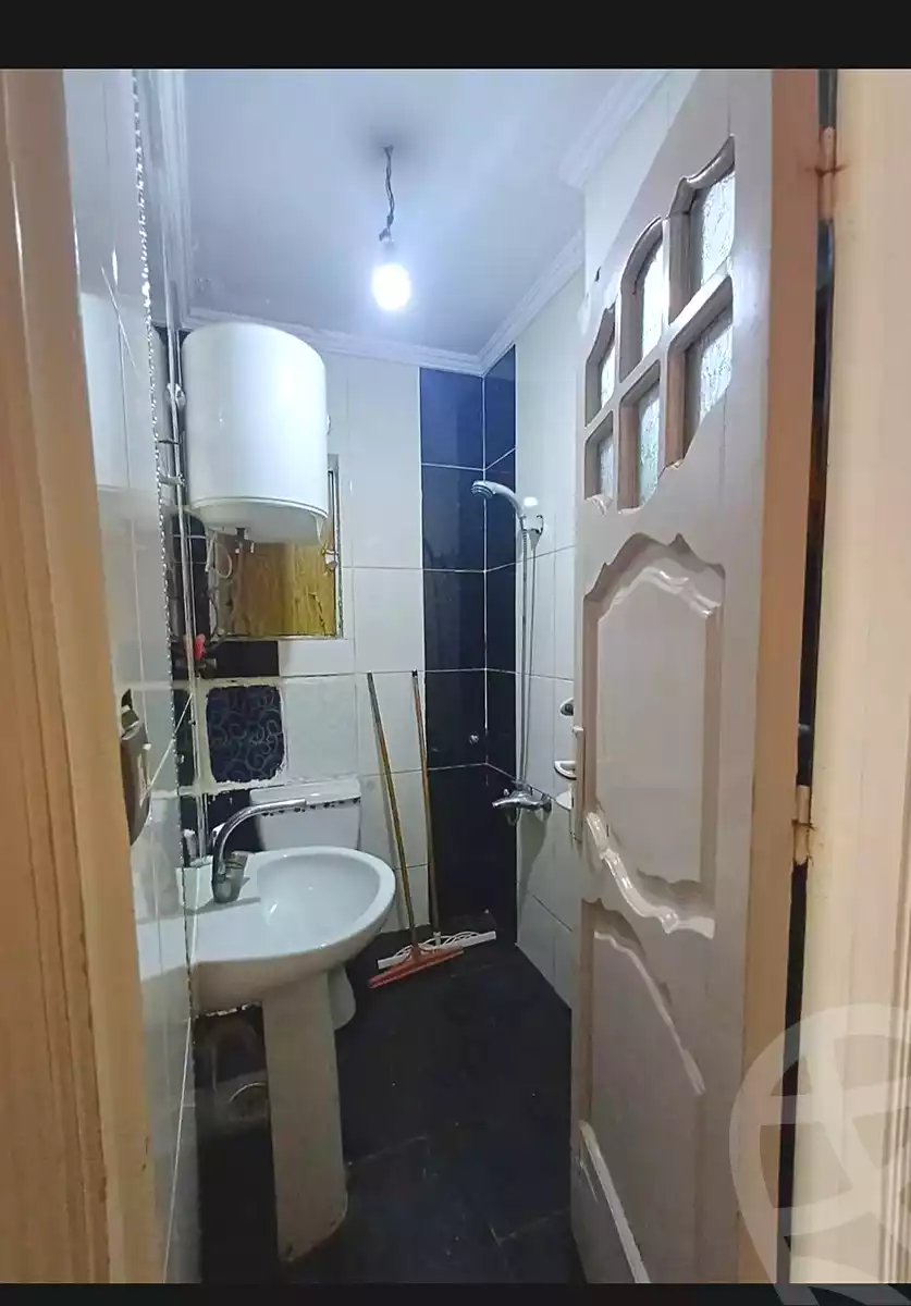 https://aqarmap.com.eg/ar/listing/6846540-for-sale-alexandria-sydy-bshr-sydy-bshr-bhry-shr-mhmd-njyb