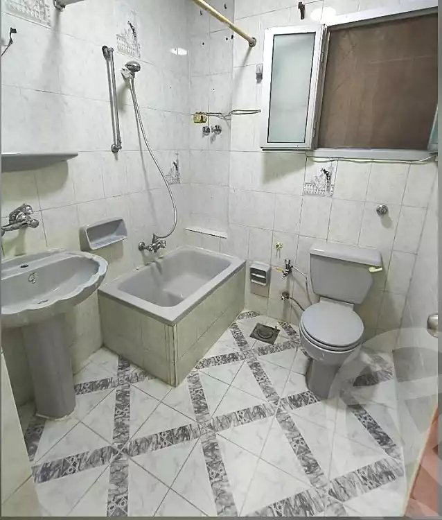 https://aqarmap.com.eg/ar/listing/6846775-for-sale-alexandria-sydy-bshr-sydy-bshr-qbly