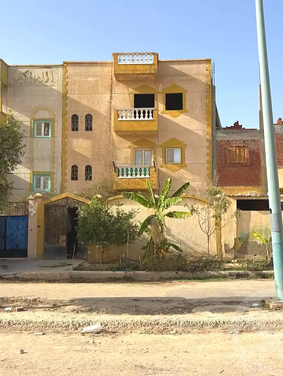 https://aqarmap.com.eg/ar/listing/6846692-for-sale-alexandria-brj-l-rb-ljdyd-lhy-lsb
